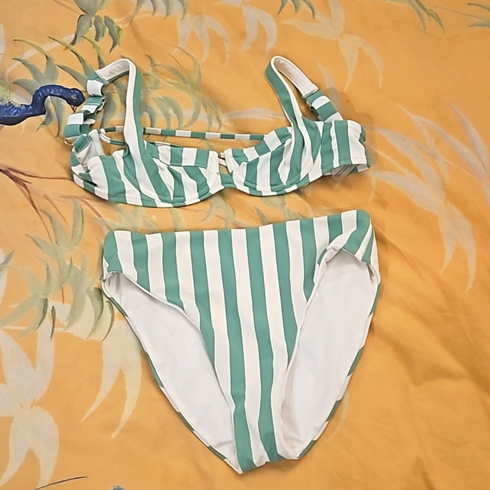 Victorias Secret striped bikini set 32B/S